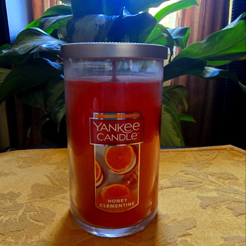 Yankee Candle, 12oz, Honey Clementine